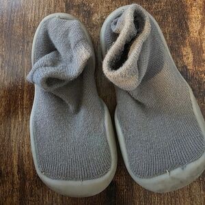 Tiny Exploring Black Barefoot Shoes